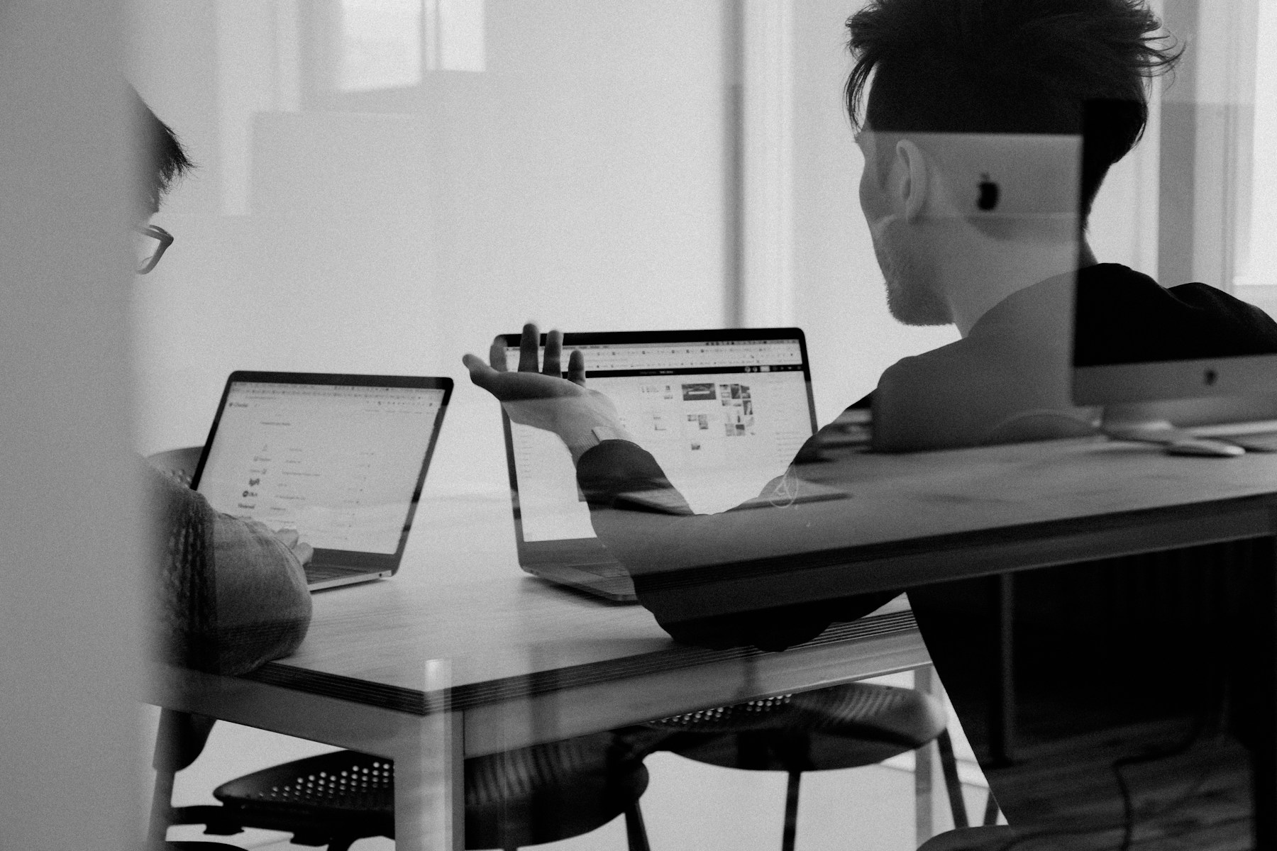 [New Service] Launch of DeskMateSecure IT Infrastructure Services for Small and Midsize Businesses